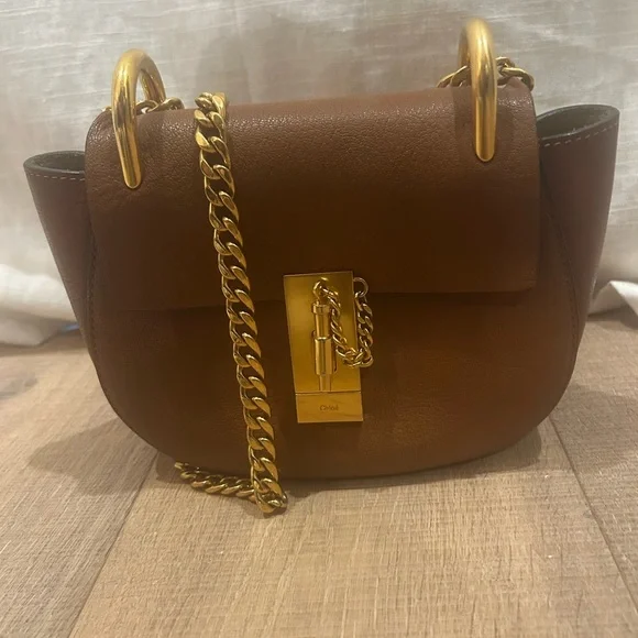 Chloe small Drew Brown Leather Shoulder Bag with Gold Chain - Picture 4 of 10